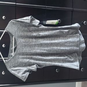 NWT Gaiam Yoga Slim Fit size XL Women's Workout Top Gray